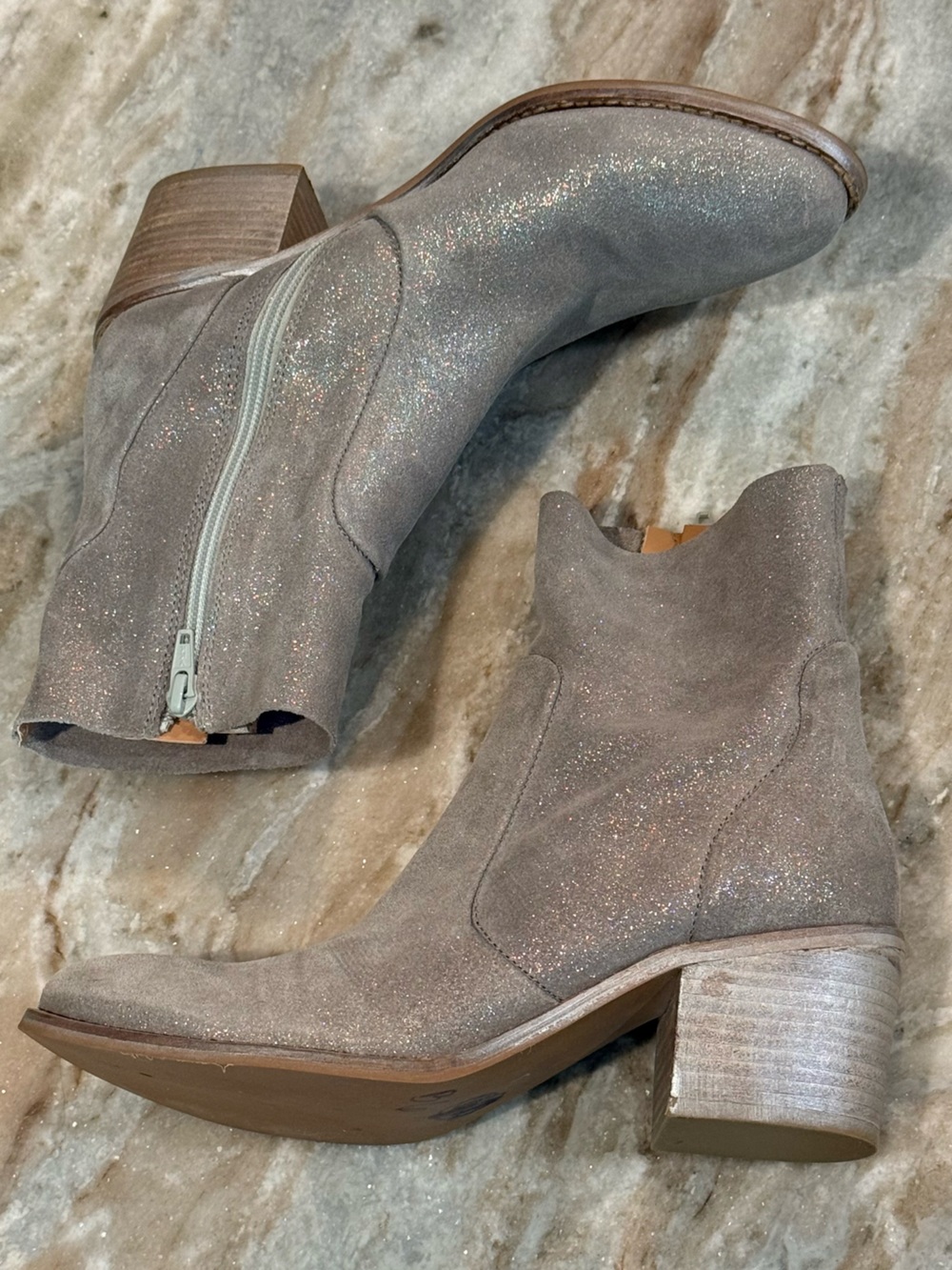 Women’s DIBA TRUE Silver Majestic ankle bootie- Size 8.5 - Picture 8 of 8